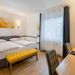 Schaefers Hotel, Self-check-in, Gratis Baeckerfruehstueck フェヒタ