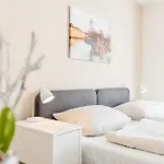 Schaefers Hotel, Self Check-in & Gratis Baeckerfruehstueck Hotel 3*