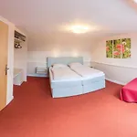 Schaefers Hotel, Self Check-In & Gratis Baeckerfruehstueck 3*