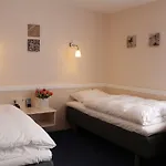Schaefers Hotel, Self Check-In & Gratis Baeckerfruehstueck Hotel