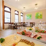 Schaefers Hotel, Self-check-in, Gratis Baeckerfruehstueck 3* フェヒタ