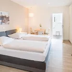 Schaefers Hotel, Self-check-in, Gratis Baeckerfruehstueck ホテル