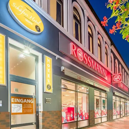 Schaefers Hotel, Self Check-In & Gratis Baeckerfruehstueck