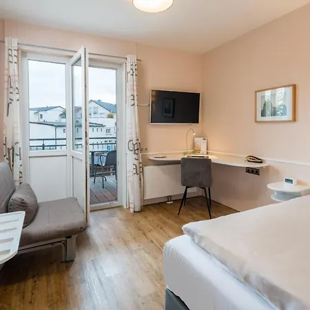 Schaefers Hotel, Self-check-in, Cafe Und Baecker Am 3*