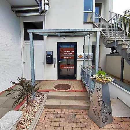 Schaefers Hotel, Innenstadt, Baeckerfruehstueck Inklusive & Self Check-In 3*