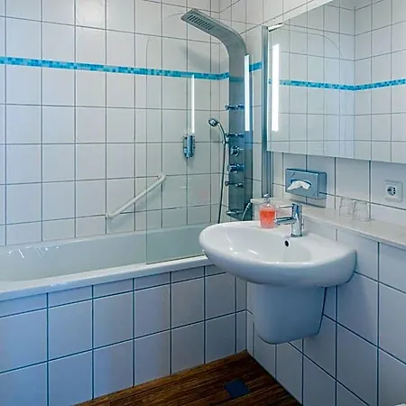 Hotel Schaefers Hotel, Innenstadt, Baeckerfruehstueck Inklusive & Smart Check-In Ab 14 Uhr 3*