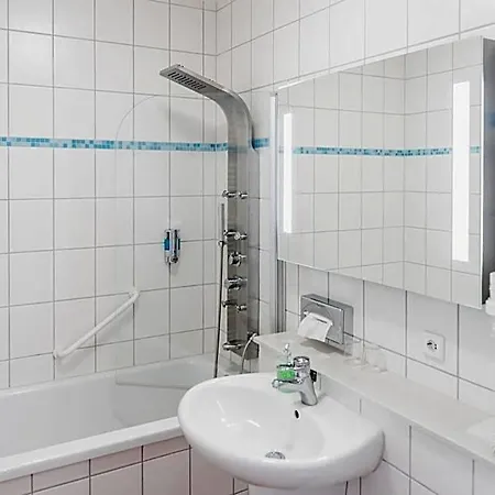 Schaefers Hotel, Innenstadt, Baeckerfruehstueck Inklusive & Smart Check-In Ab 14 Uhr