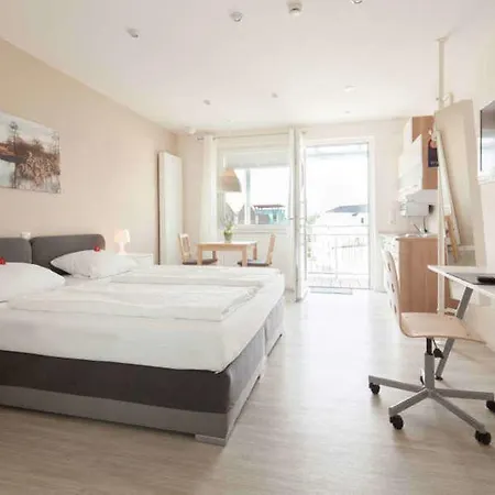 Hotel Schaefers Hotel, Self-check-in, Cafe Und Baecker Am 3*