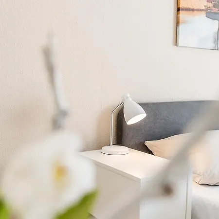 Schaefers Hotel, Self Check-in & Gratis Baeckerfruehstueck ホテル 3*