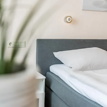 Schaefers Hotel, Self-Check-In, Gratis Baeckerfruehstueck Otel 3*