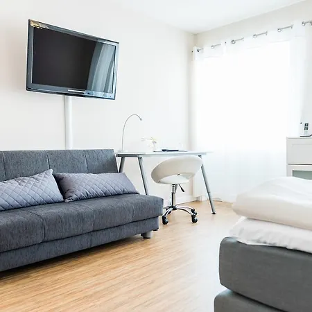 Schaefers Hotel, Self-Check-In, Gratis Baeckerfruehstueck فندق