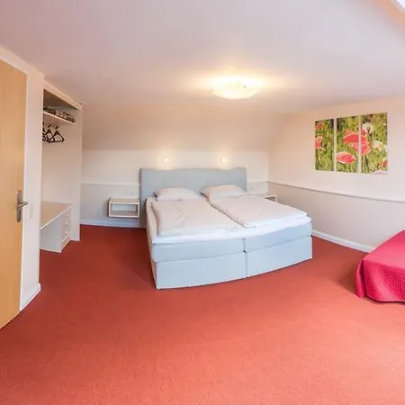 Schaefers Hotel, Self Check-in & Gratis Baeckerfruehstueck 3*