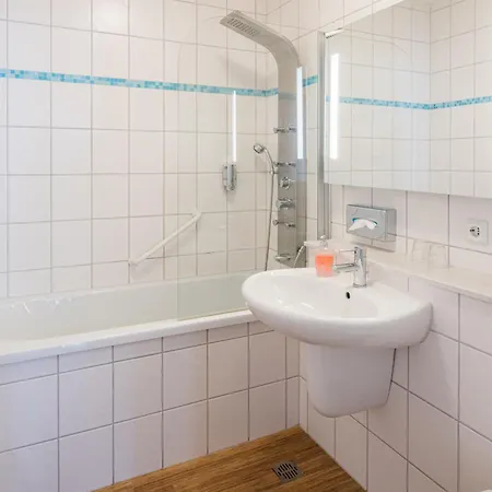 Otel Schaefers Hotel, Self-Check-In, Gratis Baeckerfruehstueck 3*