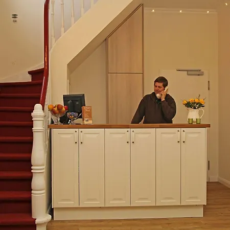 Schaefers Hotel, Self-Check-In, Gratis Baeckerfruehstueck فندق