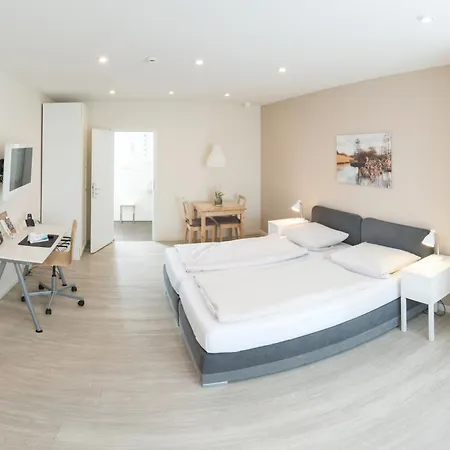 Schaefers Hotel, Self-Check-In, Gratis Baeckerfruehstueck