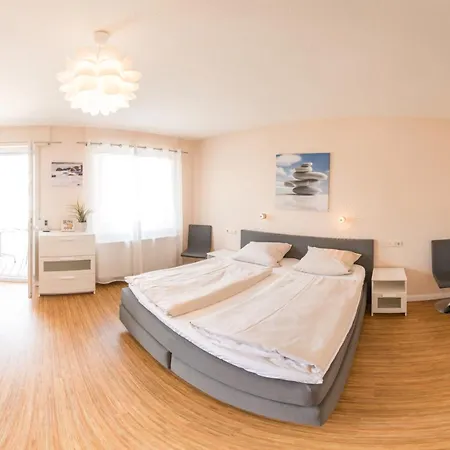 Schaefers Hotel, Self Check-in & Gratis Baeckerfruehstueck Hotel 3*