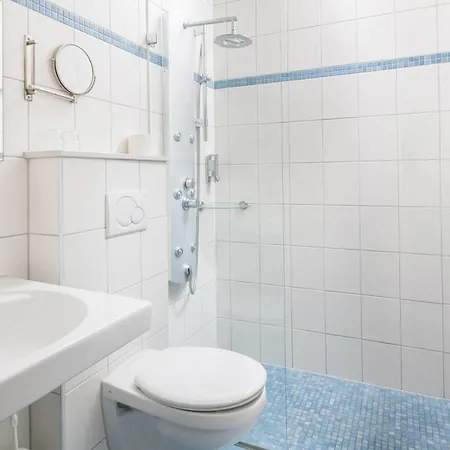 Schaefers Hotel, Self-Check-In, Gratis Baeckerfruehstueck