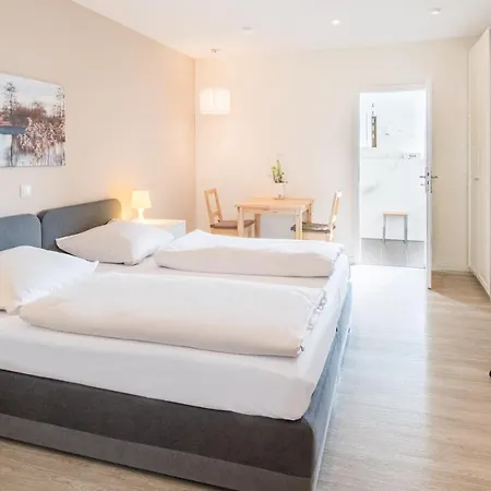 Schaefers Hotel, Self-Check-In, Gratis Baeckerfruehstueck Otel