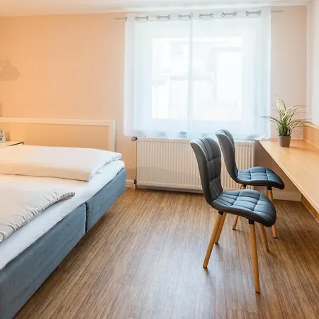 Schaefers Hotel, Self-Check-In, Gratis Baeckerfruehstueck Otel Vechta