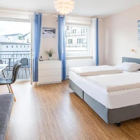 Schaefers Hotel, Self Check-in & Gratis Baeckerfruehstueck 3*